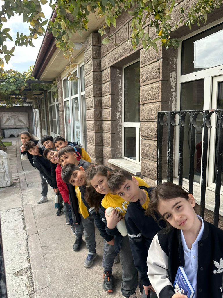 ZAMANIN İZLERİNİ KEŞFETTİK: ARKEOLOJİ MÜZESİ GEZİSİ